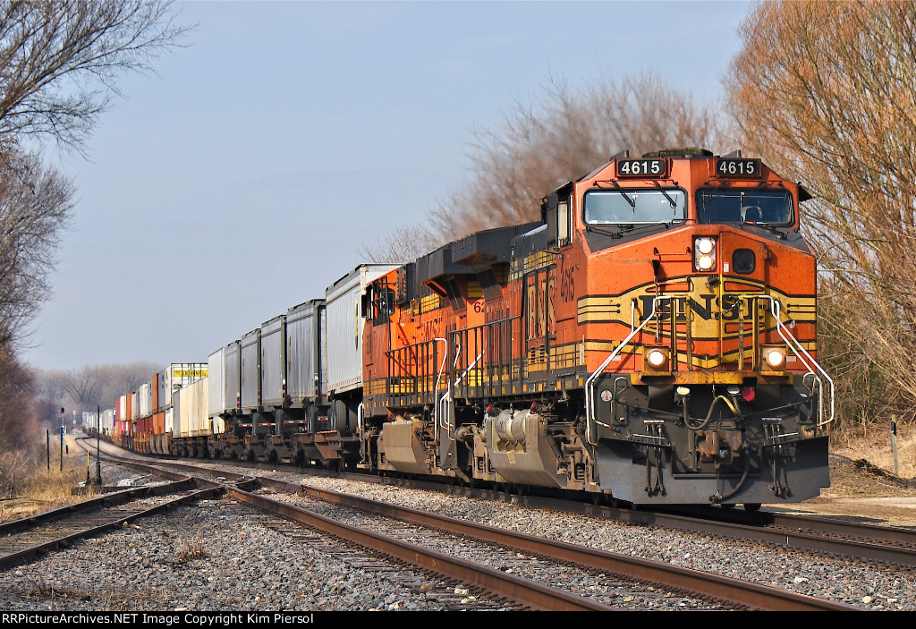 BNSF 4615